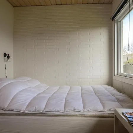 Dom wakacyjny Three-bedroom In *