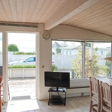 Three-bedroom In Dom wakacyjny